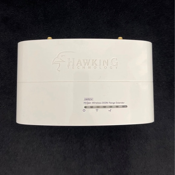 NWOT Wireless-300N Range Extender - Picture 8 of 9